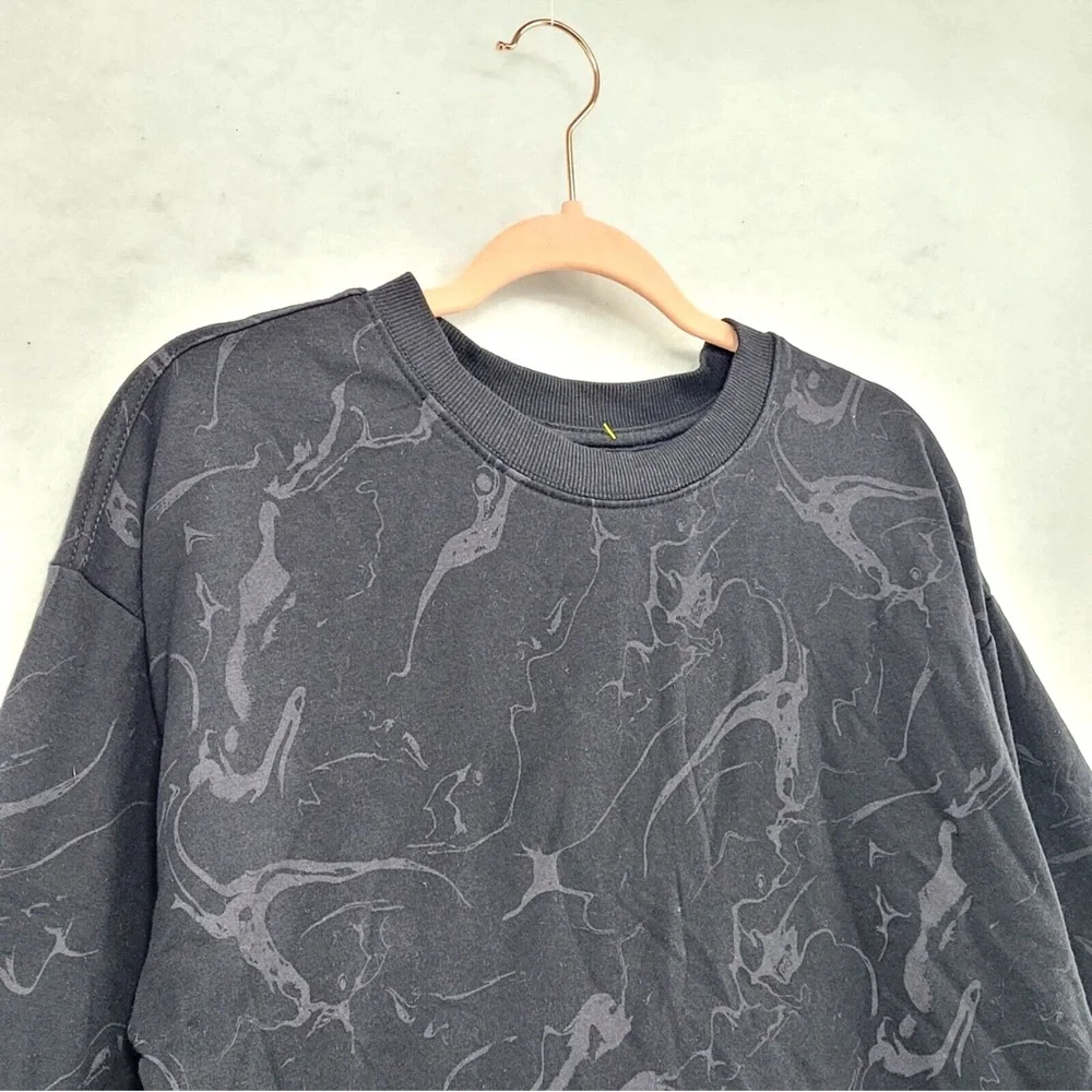 Women's French Terry Crewneck Sweatshirt All in Motion Black Marble Size M NWT - Picture 2 of 11